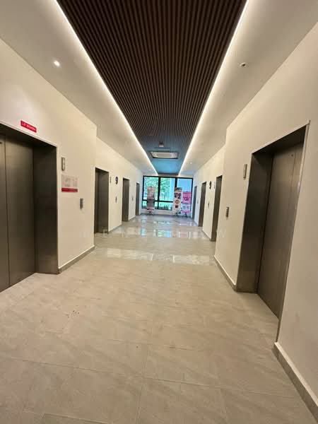 Kondominium untuk Disewa di Residensi Bintang - Benz Low - Corridor - PropertyGuru.com.my