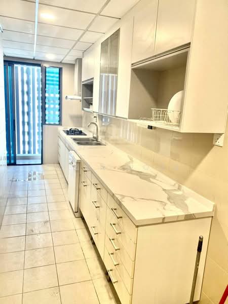 Kondominium untuk Dijual di 11 Mont Kiara @ MK11 - Caren Wong - Kitchen - PropertyGuru.com.my