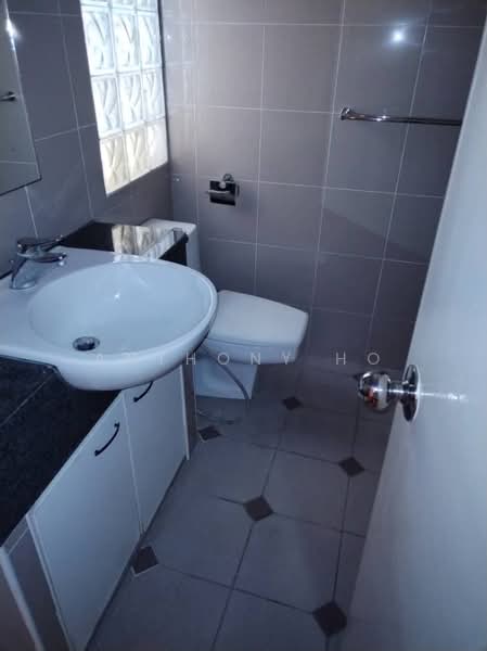 Kondominium untuk Disewa di Seri Raja Chulan - Anthony Ho - Bathroom - PropertyGuru.com.my