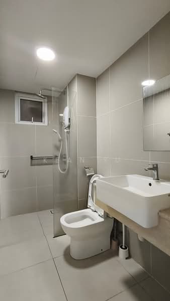 Servis Apartment untuk Disewa di Sentul Point - Kean Yu - Bathroom - PropertyGuru.com.my