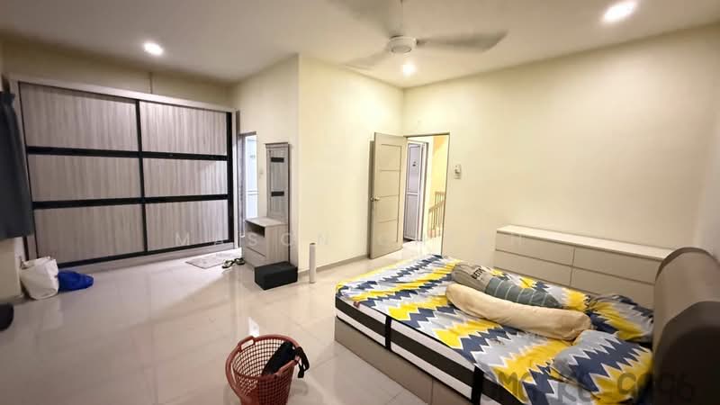 Rumah Teres 2 Tingkat untuk Dijual di Taman Bayu Perdana (Klang) - Mason Chiah - Bedroom - PropertyGuru.com.my