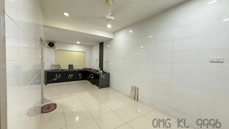 Rumah Teres 2 Tingkat untuk Dijual di Taman Bayu Perdana (Klang) - Mason Chiah - Kitchen - PropertyGuru.com.my