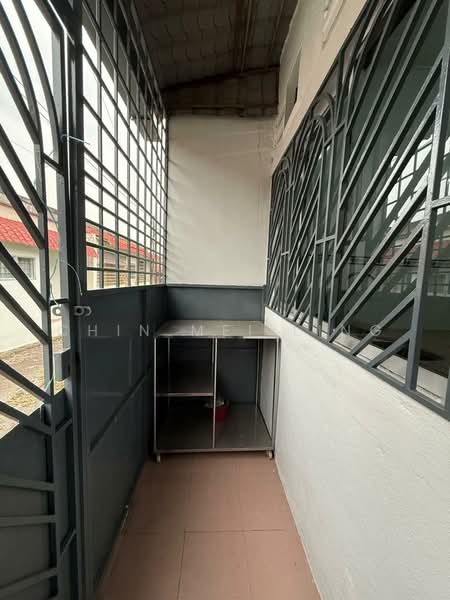 Terraced House for Rent in Taman Layang Layang (Seremban) - Chin Mei Ling - Balcony - PropertyGuru.com.my