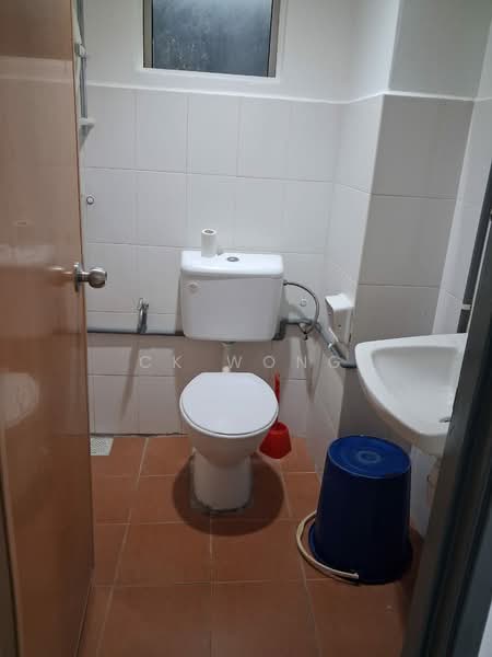 Kondominium untuk Dijual di Warisan City View - CK Wong - Bathroom - PropertyGuru.com.my