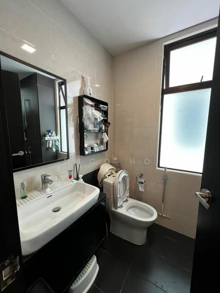Service Residence for Sale at Wave @ Marina Cove - Nico Ho - Bathroom - PropertyGuru.com.my