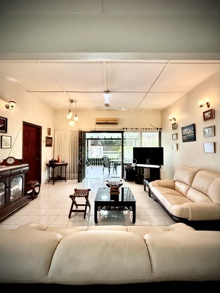 Rumah Banglo untuk Dijual di Tanjung Bungah (Penang) - KK Kwok - Living Room - PropertyGuru.com.my