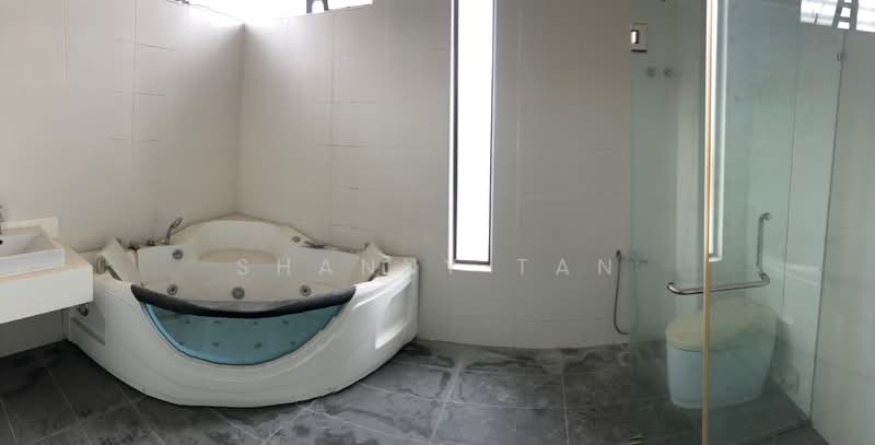 Rumah Banglo untuk Dijual di Bandar Sungai Long (Selangor) - Shanny Tan - Bathroom - PropertyGuru.com.my