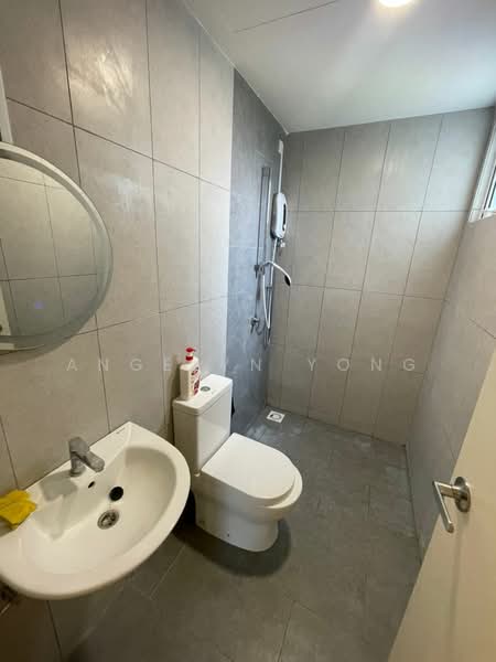 Servis Apartment untuk Disewa di Tuan 2egacy - Angelyn Yong - Bathroom - PropertyGuru.com.my