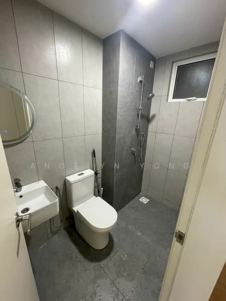 Servis Apartment untuk Disewa di Tuan 2egacy - Angelyn Yong - Bathroom - PropertyGuru.com.my