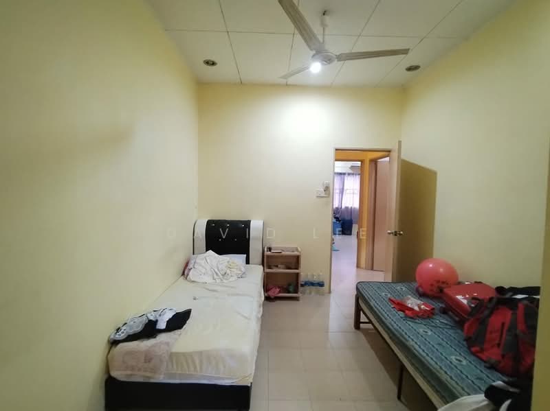 2-storey Terraced House for Sale in Bandar Country Homes (Rawang) - David Lee - Bedroom - PropertyGuru.com.my