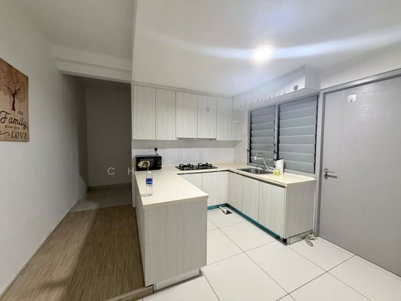 Servis Apartment untuk Disewa di Residences @ 1 Tebrau - Chloe Shum - Kitchen - PropertyGuru.com.my