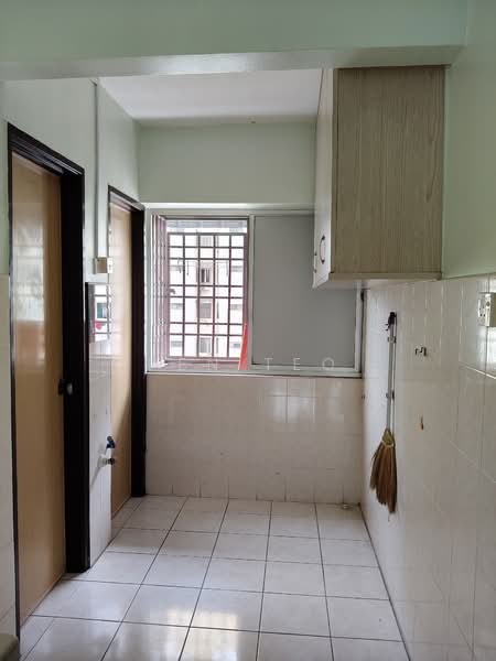 For Rent - Desa Indah Block 33