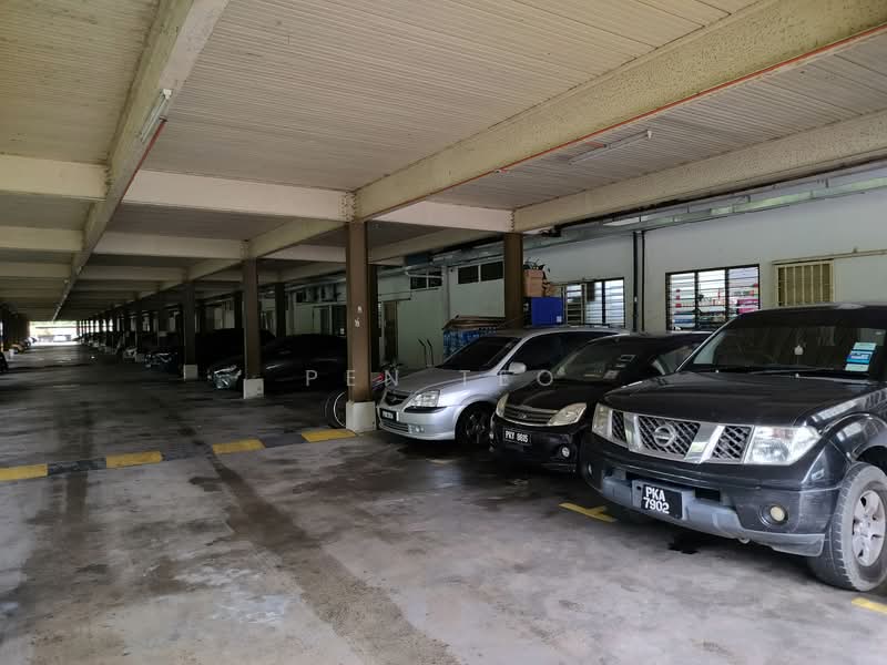 Apartment for Rent at Desa Indah Block 33 - Pen Teo - Car Park - PropertyGuru.com.my