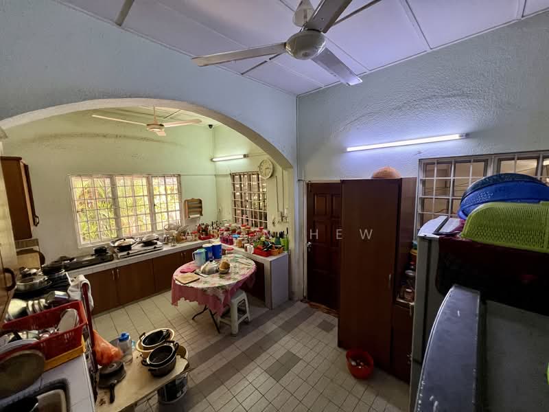 Bungalow for Sale in Usj 2 (Subang Jaya) - Jason Hew - PropertyGuru.com.my