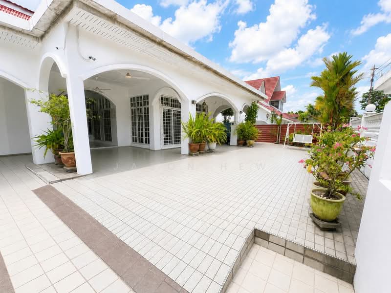 Bungalow for Sale in Usj 2 (Subang Jaya) - Jason Hew - PropertyGuru.com.my