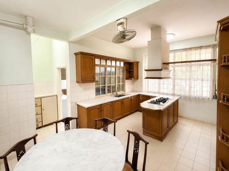 Bungalow for Sale in Usj 2 (Subang Jaya) - Jason Hew - PropertyGuru.com.my