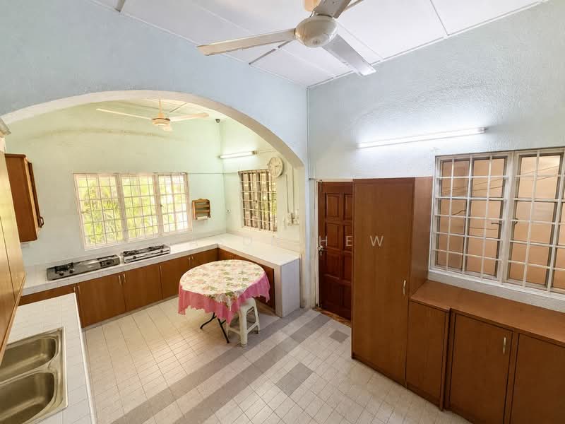 Bungalow for Sale in Usj 2 (Subang Jaya) - Jason Hew - PropertyGuru.com.my