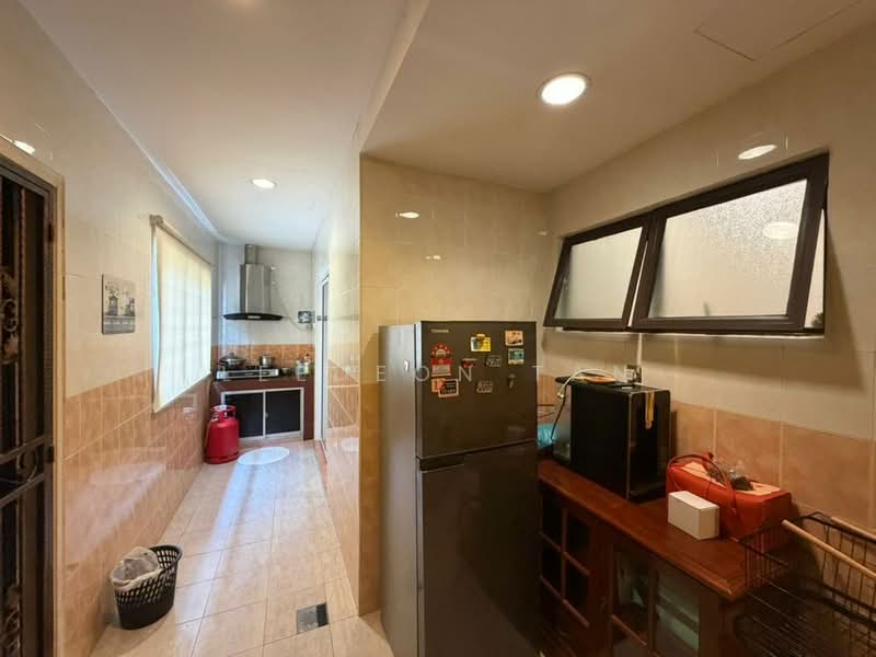 2-storey Terraced House for Sale in Kajang (Selangor) - Leedeon Tan - Kitchen - PropertyGuru.com.my