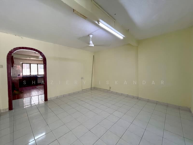 Rumah Teres 2 Tingkat untuk Dijual di Kajang (Selangor) - Shaziery Iskandar - Interior - PropertyGuru.com.my