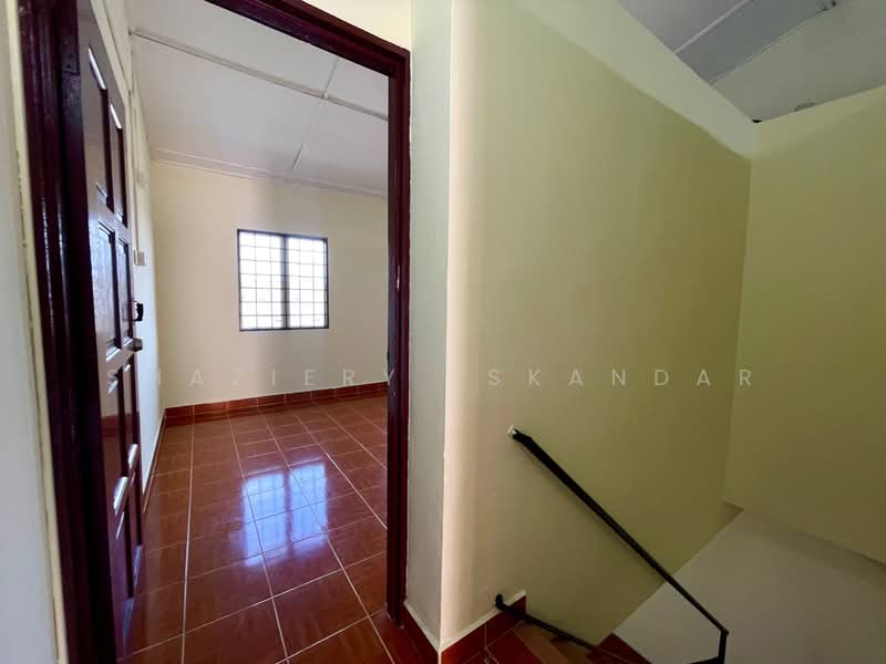 Rumah Teres 2 Tingkat untuk Dijual di Kajang (Selangor) - Shaziery Iskandar - Interior - PropertyGuru.com.my