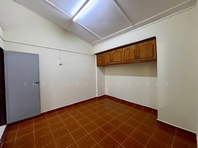 Rumah Teres 2 Tingkat untuk Dijual di Kajang (Selangor) - Shaziery Iskandar - PropertyGuru.com.my