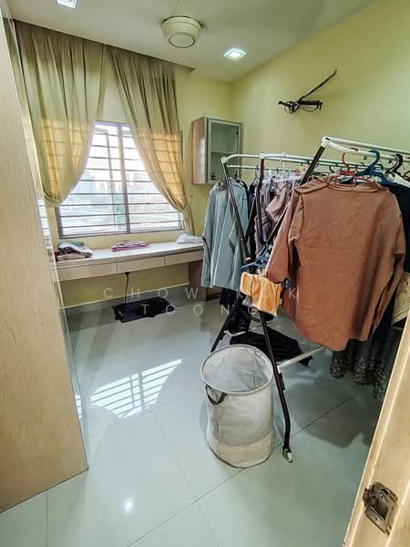 Service Residence for Sale at Koi Kinrara - Chow Kok Toong - Study - PropertyGuru.com.my