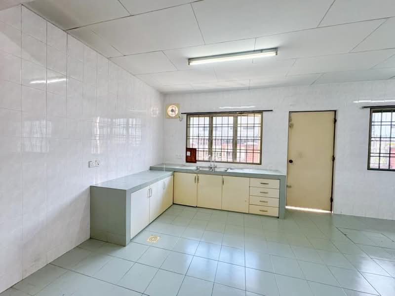 2-storey Terraced House for Sale in Taman Pelangi (Johor Bahru) - Yuki Cheng - PropertyGuru.com.my