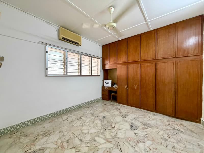 Rumah Berkembar untuk Dijual di Fettes Park (Tanjung Tokong) - Ping Koay - Bedroom - PropertyGuru.com.my