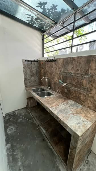 Rumah Teres untuk Dijual di Bandar Botanic (Klang) - Ivy Por - Interior - PropertyGuru.com.my