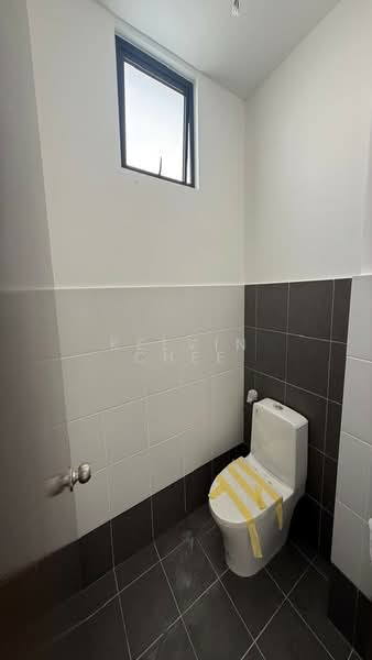 Kedai / Pejabat untuk Disewa di Masai (Johor) - Kelvin Chee - Bathroom - PropertyGuru.com.my
