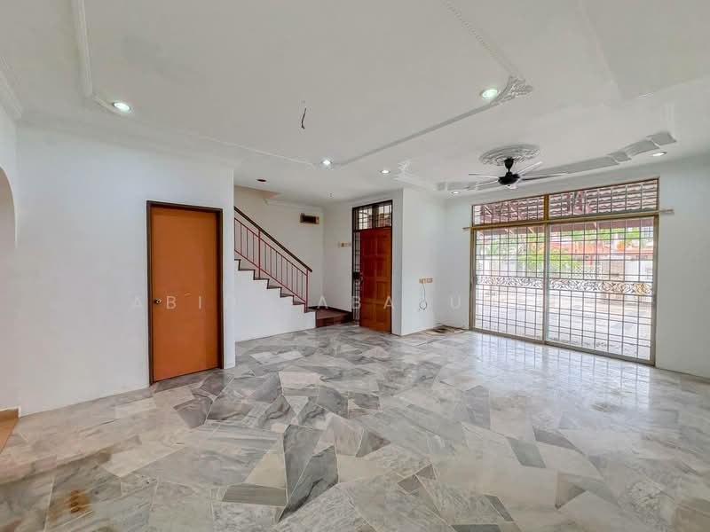 2.5-storey Terraced House for Sale in Taman Putra Permai (Seri Kembangan) - Abid Sabarudin - PropertyGuru.com.my