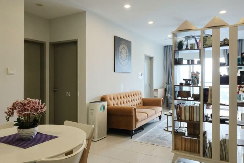 Kondominium untuk Dijual di Residensi Platinum Teratai - Nicole Goh - Living Room - PropertyGuru.com.my