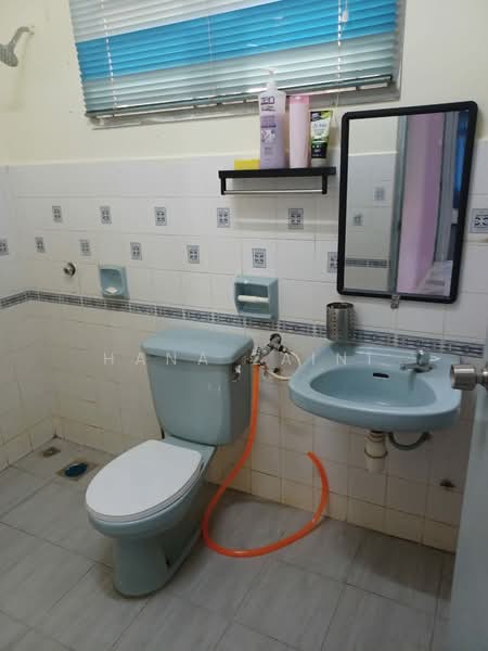 Kondominium untuk Dijual di Laguna Condo Resort - Hana Zaini - Bathroom - PropertyGuru.com.my