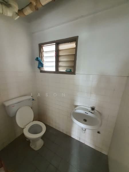 Pangsapuri untuk Dijual di Cheras Perdana Apartment Block A, B, C - Jason Tan - Bathroom - PropertyGuru.com.my