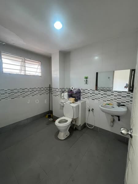 3-storey Terraced House for Sale in Bukit Jalil (Kuala Lumpur) - Joe Cheang - Bathroom - PropertyGuru.com.my