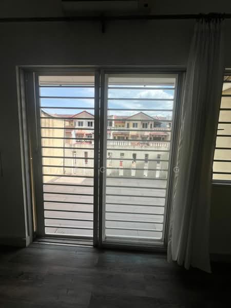 3-storey Terraced House for Sale in Bukit Jalil (Kuala Lumpur) - Joe Cheang - View - PropertyGuru.com.my