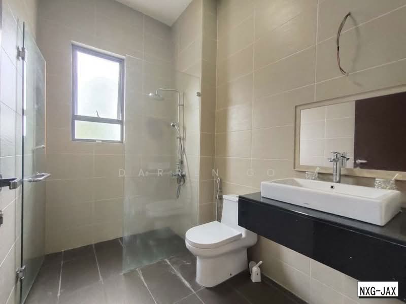 Rumah Berkembar untuk Dijual di Setia Alam (Selangor) - Darren Go - Bathroom - PropertyGuru.com.my