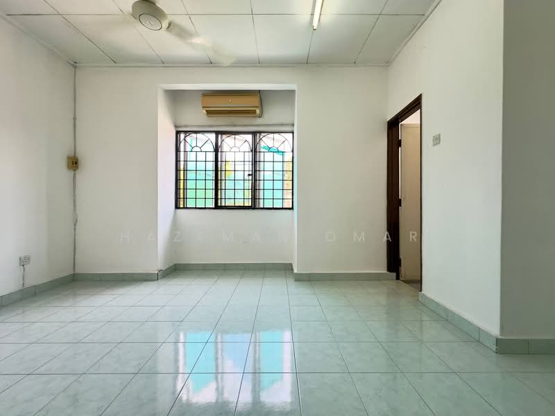 2-storey Terraced House for Sale in Saujana Utama (Selangor) - Hazeman Omar - Interior - PropertyGuru.com.my