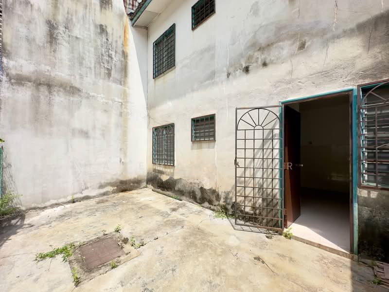 2-storey Terraced House for Sale in Saujana Utama (Selangor) - Hazeman Omar - Exterior - PropertyGuru.com.my