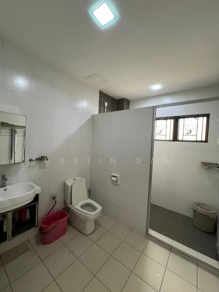 3-storey Terraced House for Sale in Batu Caves (Kuala Lumpur) - Martin Gan - Bathroom - PropertyGuru.com.my