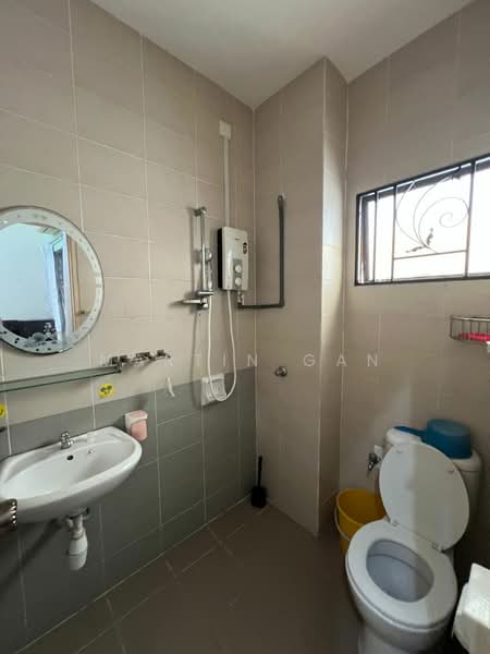 3-storey Terraced House for Sale in Batu Caves (Kuala Lumpur) - Martin Gan - Bathroom - PropertyGuru.com.my