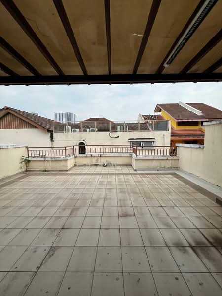 3-storey Terraced House for Sale in Batu Caves (Kuala Lumpur) - Martin Gan - Exterior - PropertyGuru.com.my