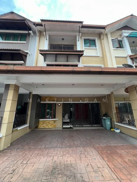 3-storey Terraced House for Sale in Batu Caves (Kuala Lumpur) - Martin Gan - Exterior - PropertyGuru.com.my
