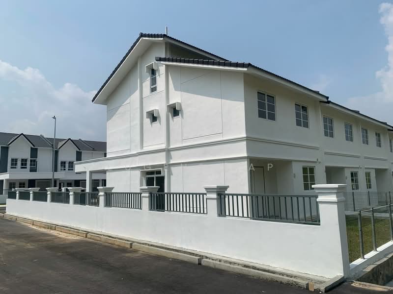 2-storey Terraced House for Sale in Taman Anggun (Rawang) - Eugene Yap - Exterior - PropertyGuru.com.my