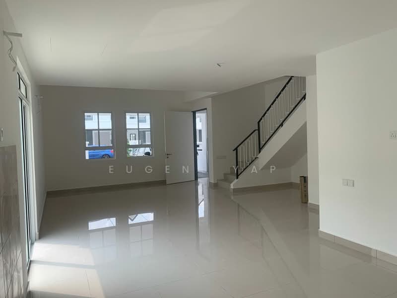 2-storey Terraced House for Sale in Taman Anggun (Rawang) - Eugene Yap - PropertyGuru.com.my
