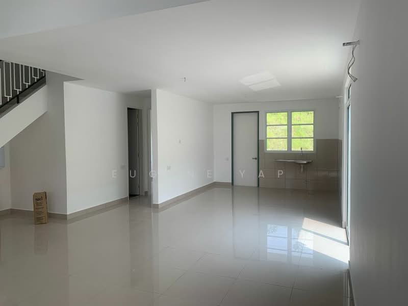 2-storey Terraced House for Sale in Taman Anggun (Rawang) - Eugene Yap - PropertyGuru.com.my