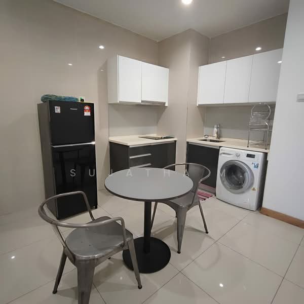 Service Residence for Rent at KL Gateway Residences - Sujatha M - Kitchen - PropertyGuru.com.my