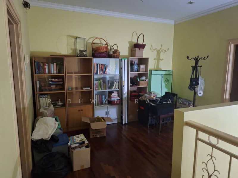 2-storey Terraced House for Sale in Putra Heights (Subang Jaya) - Ridhwan Razak - Study - PropertyGuru.com.my