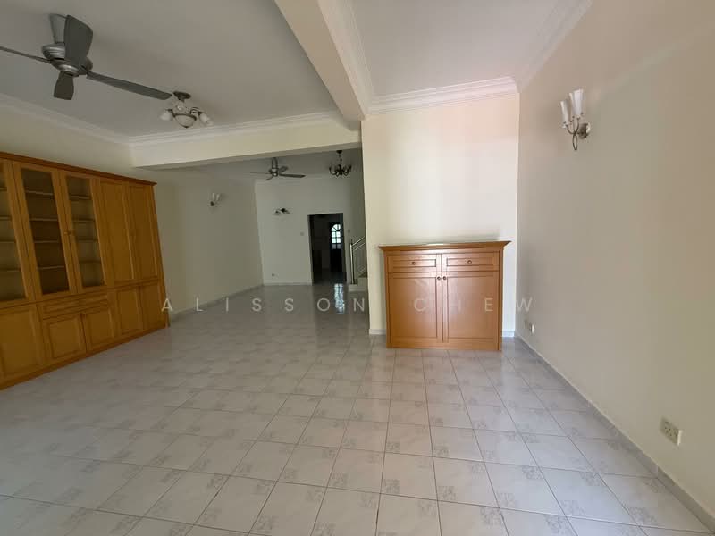 2-storey Terraced House for Sale in Sungai Ara (Penang) - Alisson Chew - Living Room - PropertyGuru.com.my