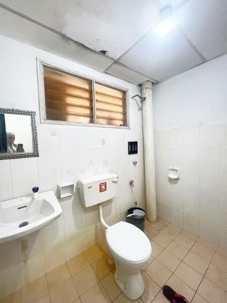Kondominium untuk Dijual di Idaman Sutera - Abid Sabarudin - Bathroom - PropertyGuru.com.my
